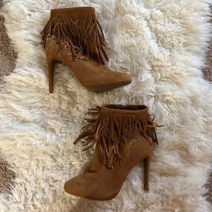Gianni Bini fringe boots